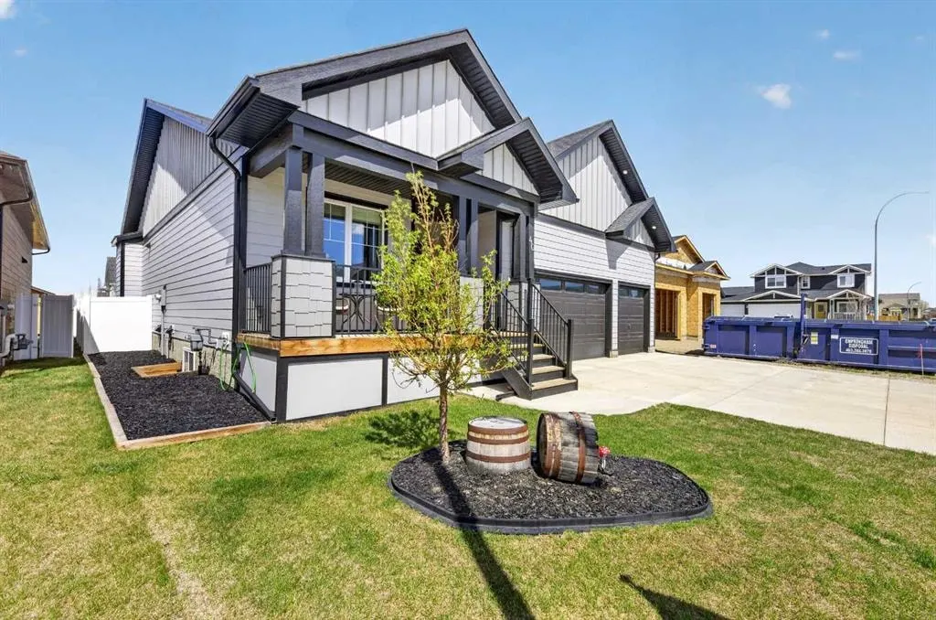 40 Viceroy Crescent