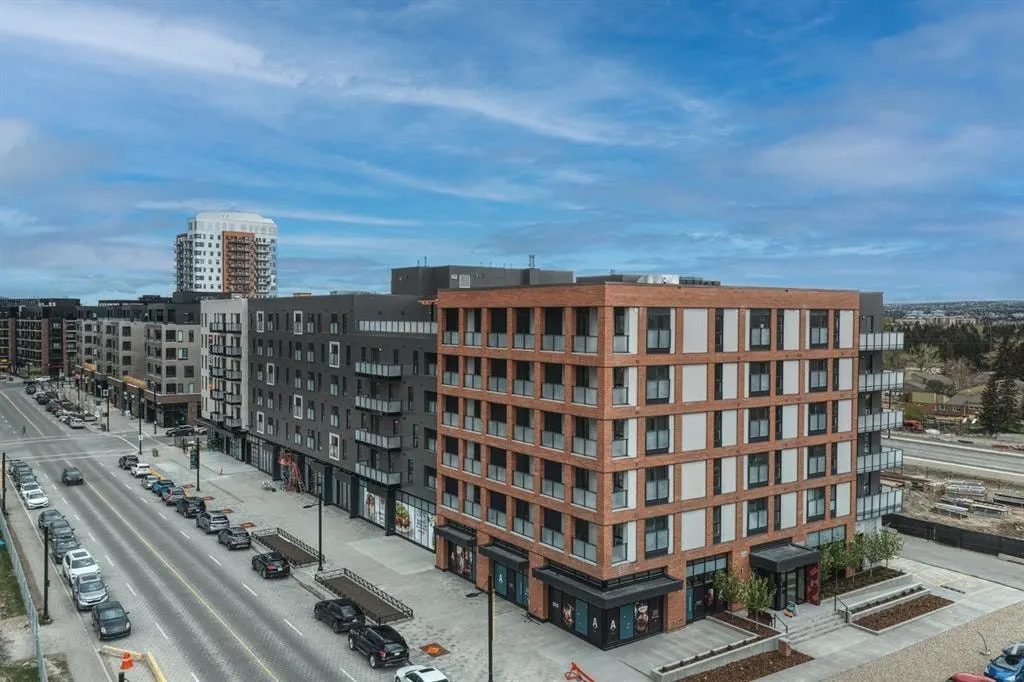 3107 Warren Street #205