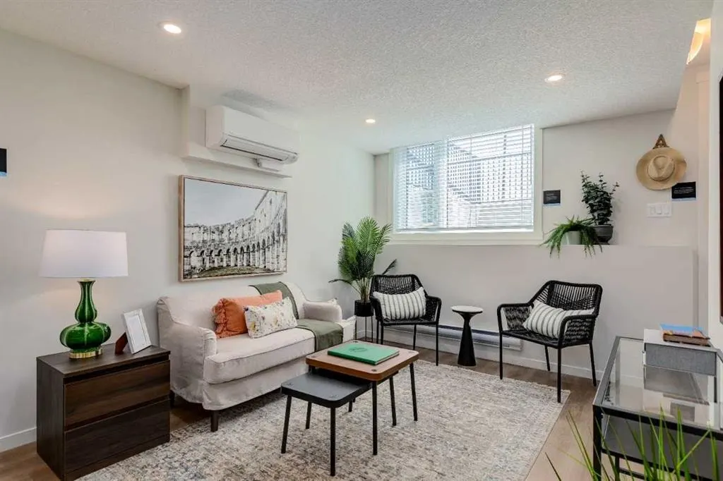 40 Livingston Parade NE #205