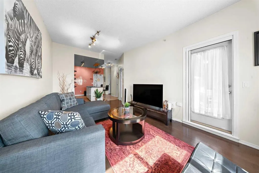 73 Erin Woods Court SE #3206