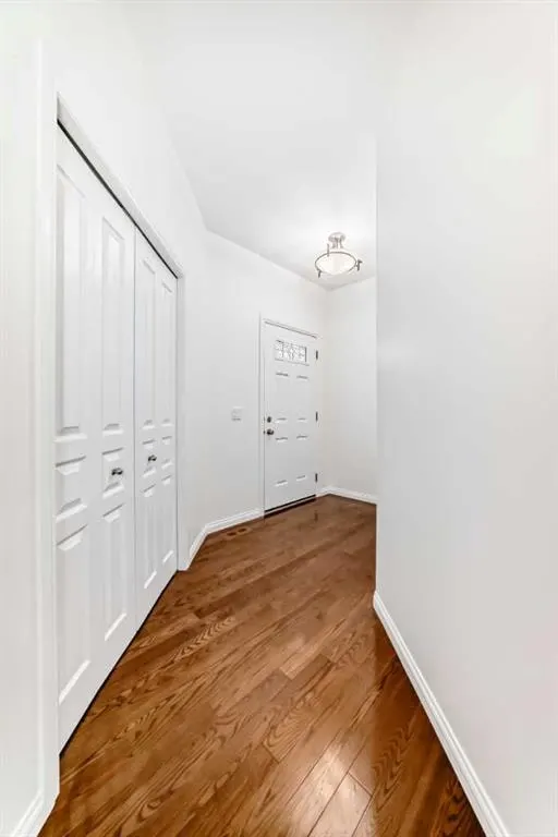 27 Aspen Hills Close SW