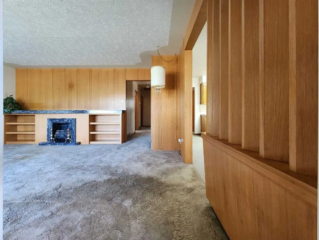 1405 13 Avenue N