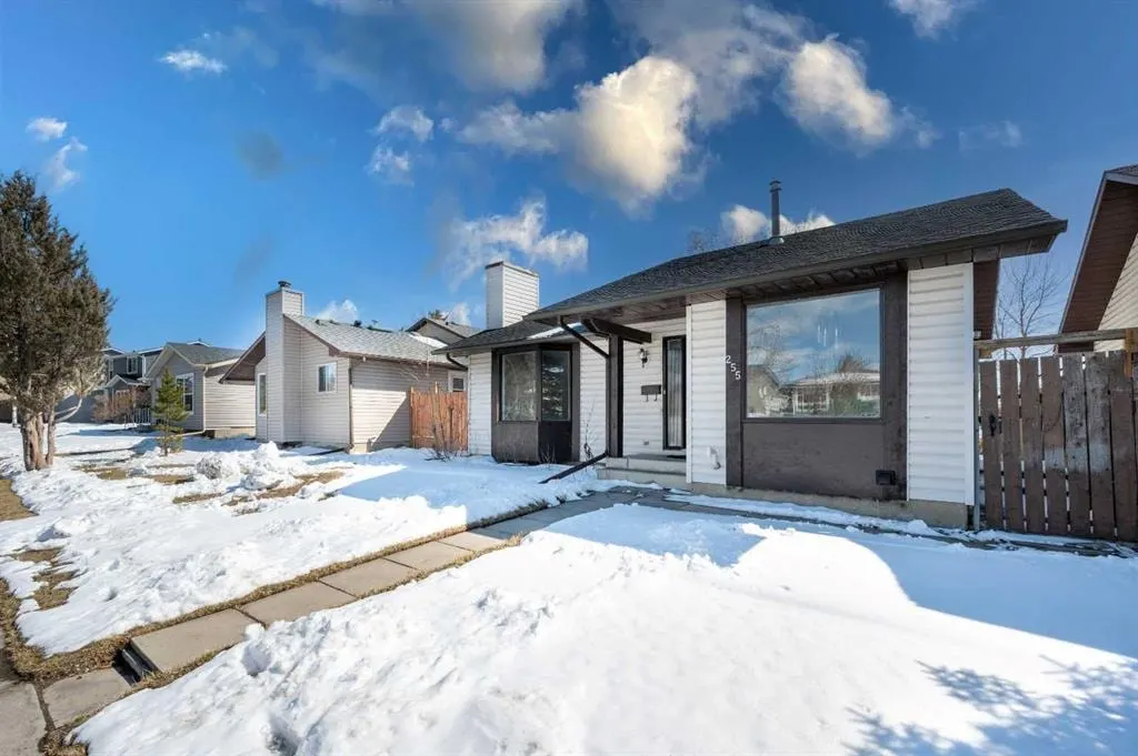255 Castleridge Drive NE