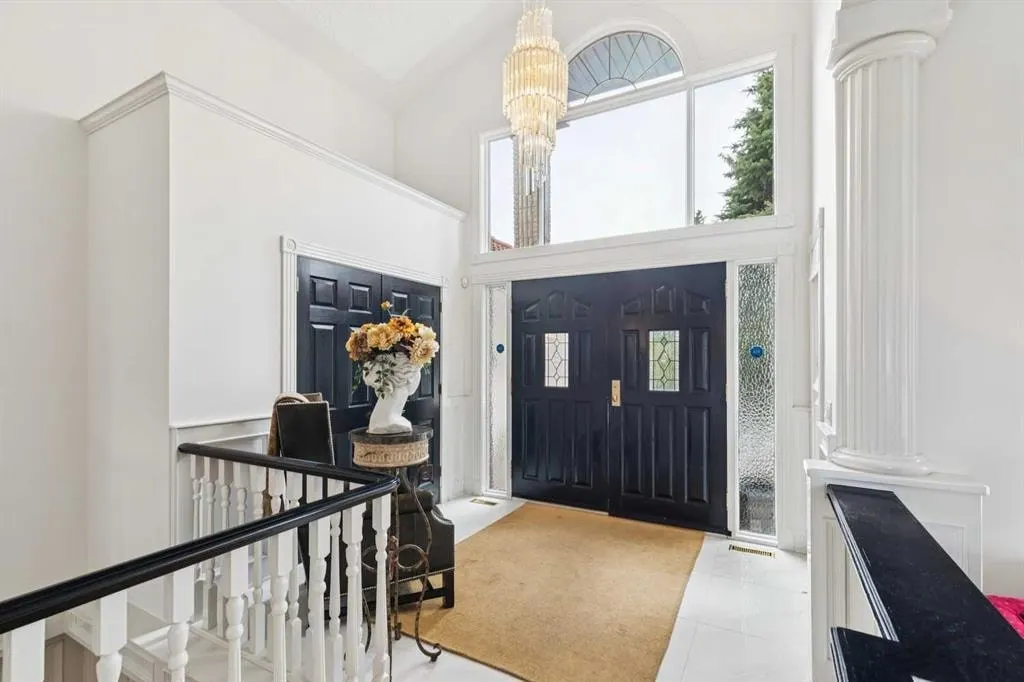 84 EDENSTONE Way NW