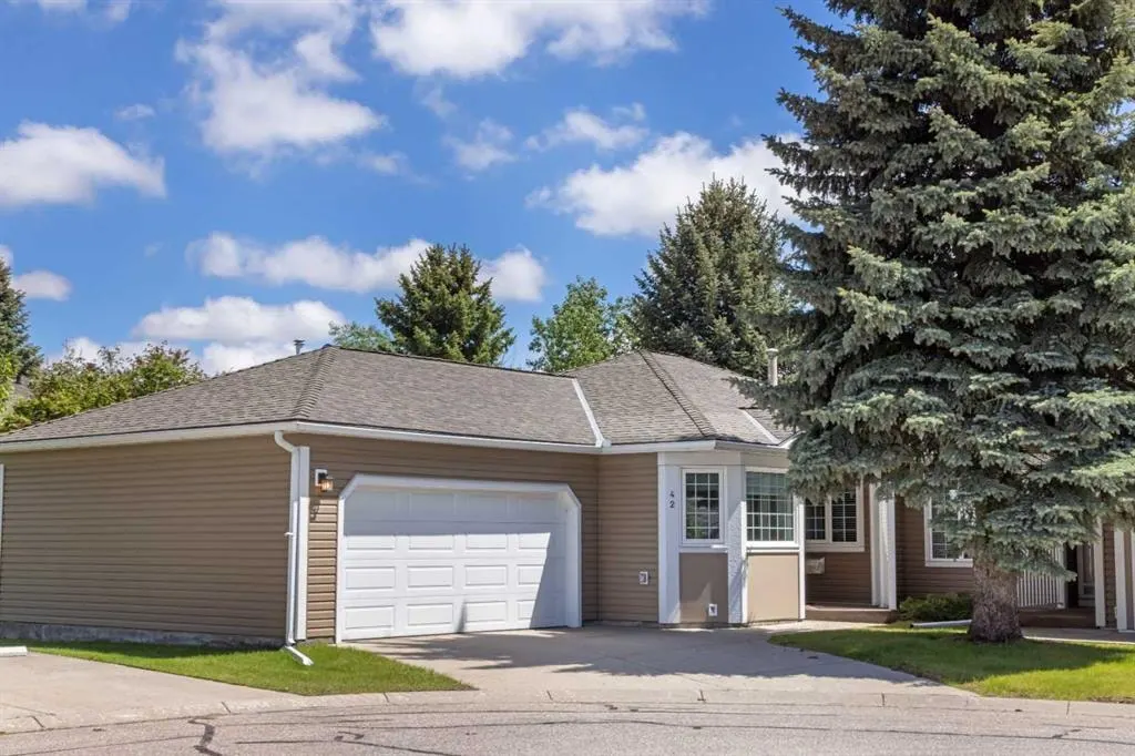 42 Douglasbank Gardens SE