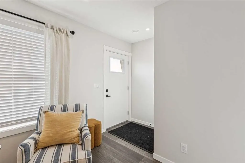 135 Mahogany Parade SE #806