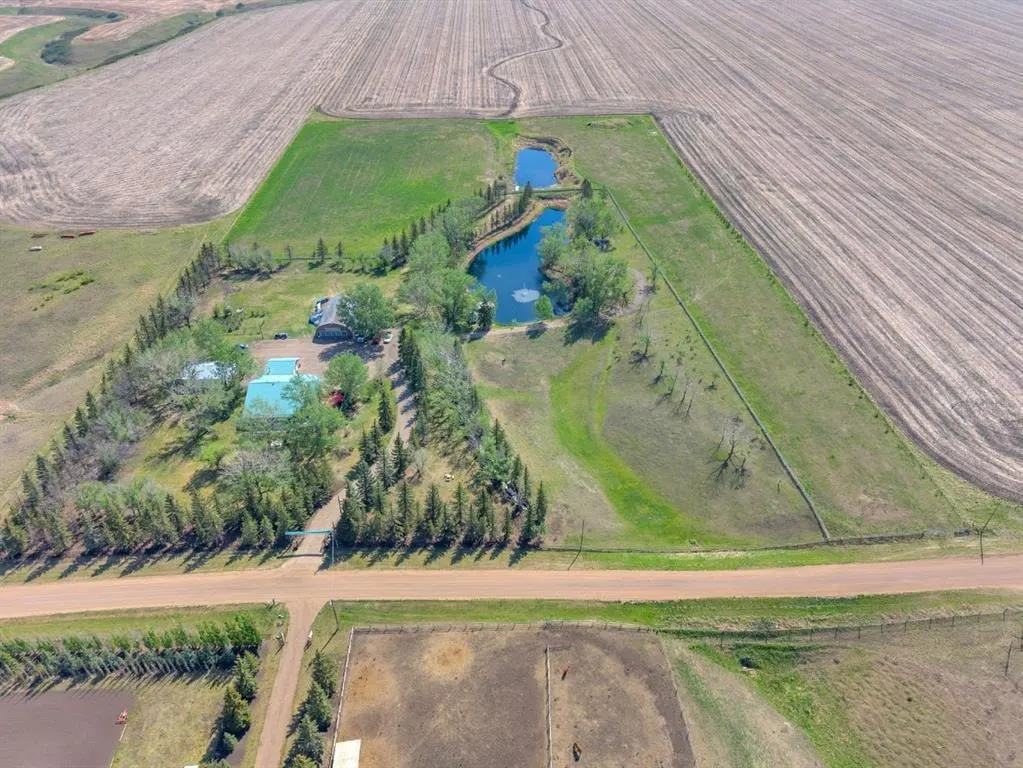 311037A Range Road 222