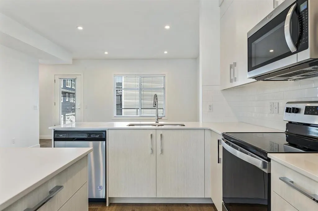 1862 Cornerstone Boulevard NE #124