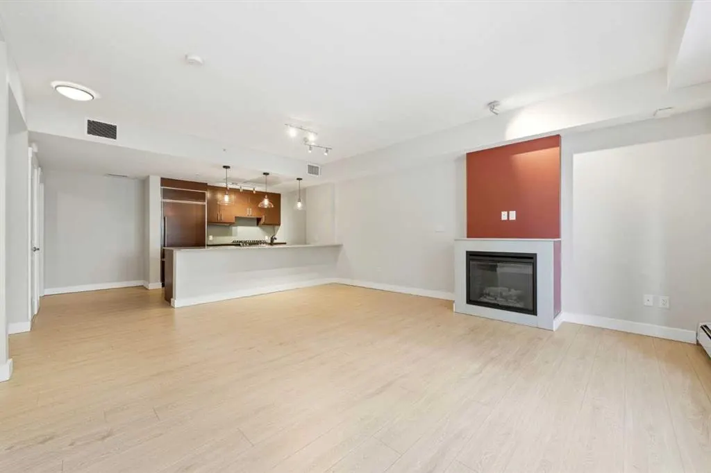 733 2 Avenue SW #103