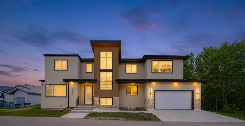 105 Rockhaven Green NW