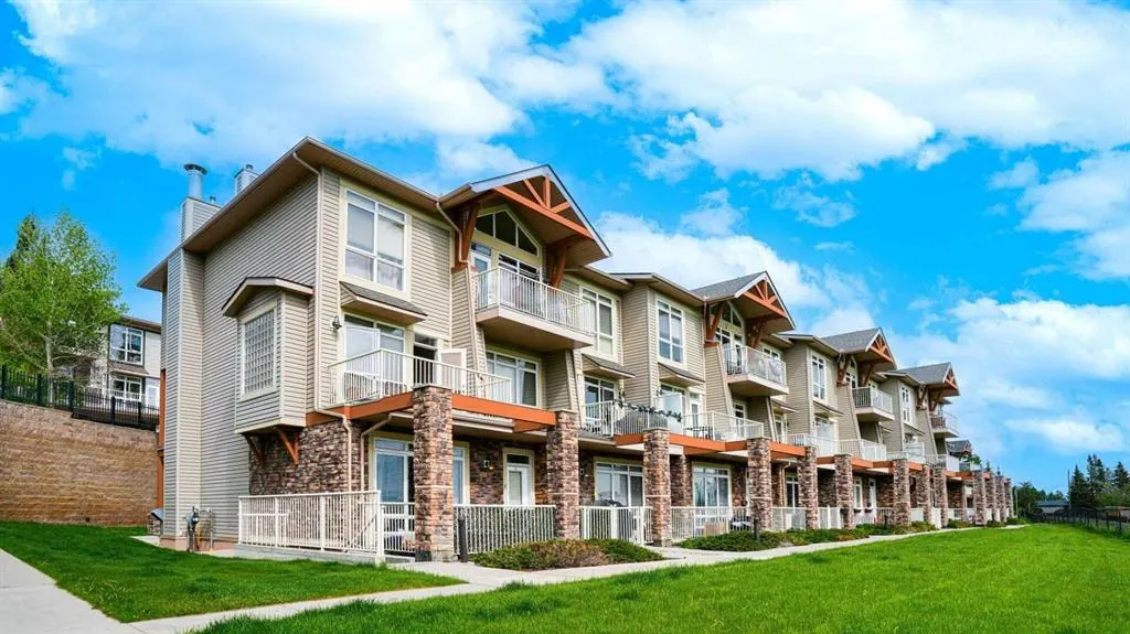 169 Rockyledge View NW #1