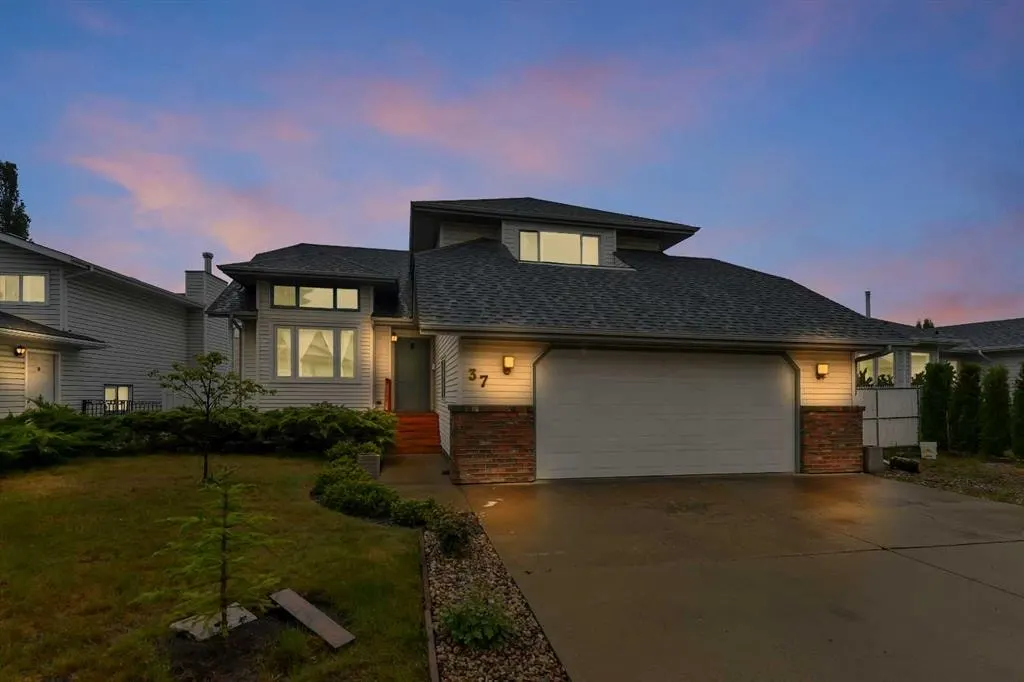 37 Denovan Crescent