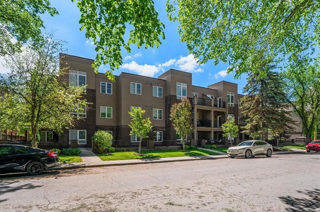 518 33 Street NW #303