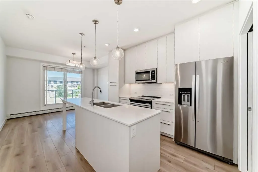 76 Cornerstone Passage NE #2305