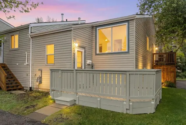 8544 48 Avenue NW #14, Bowness