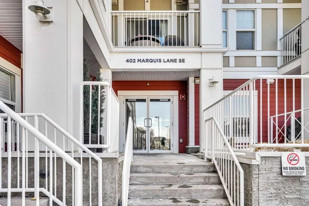 402 Marquis Lane SE #208