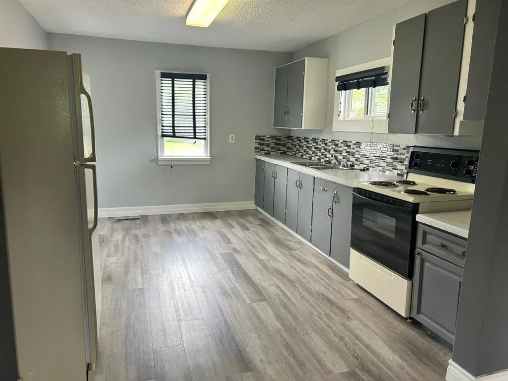 1240 Newcastle Trail