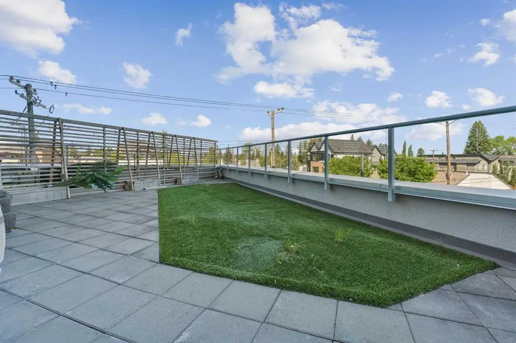 2505 17 Avenue SW #302