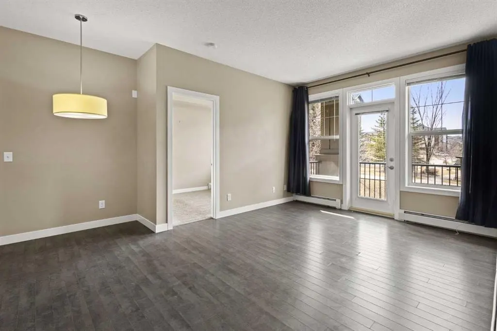 48 Panatella Road NW #207