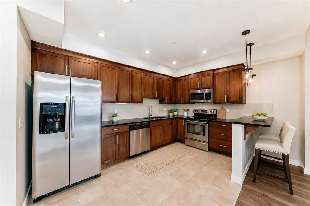 1005A Westmount Drive #110
