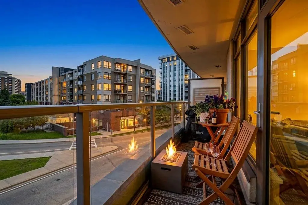 38 9 Street NE #307