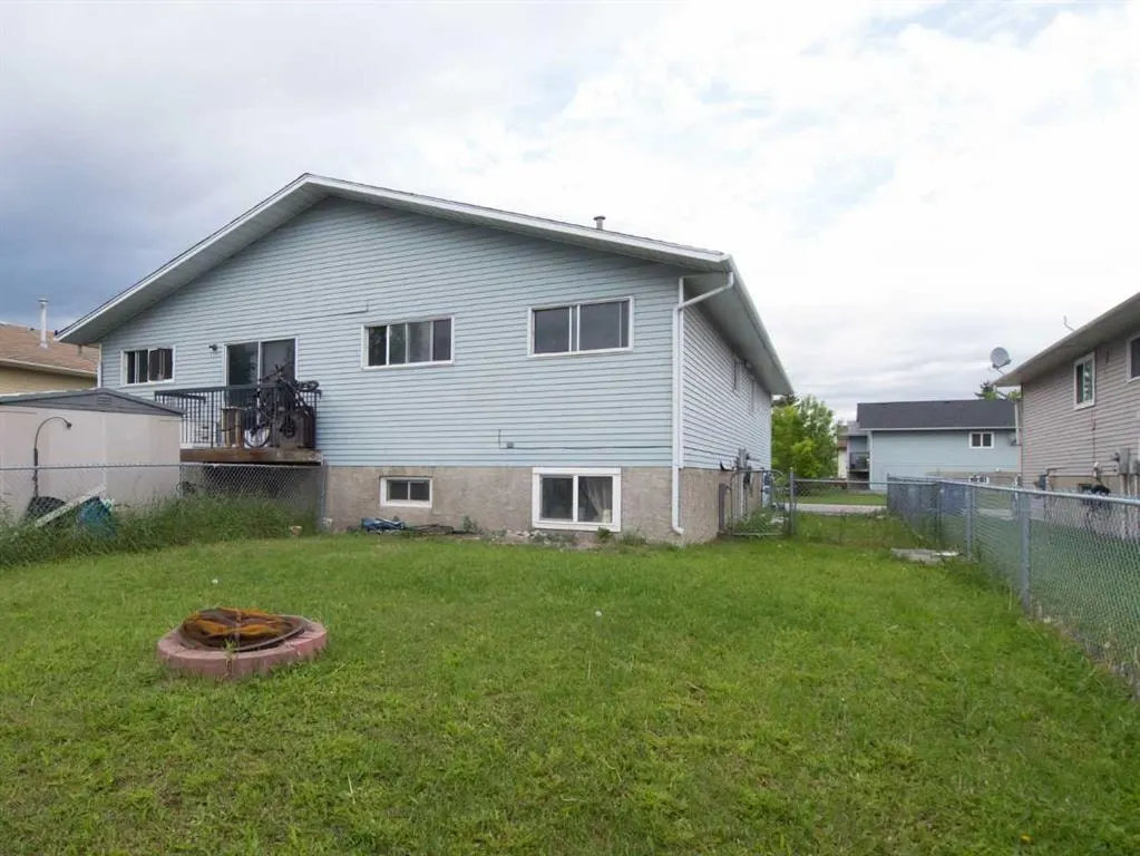 196 Fonda Drive SE