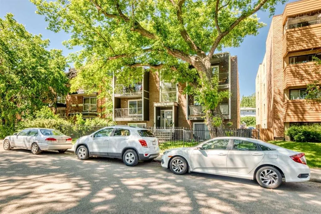 2417 17 Street SW #206