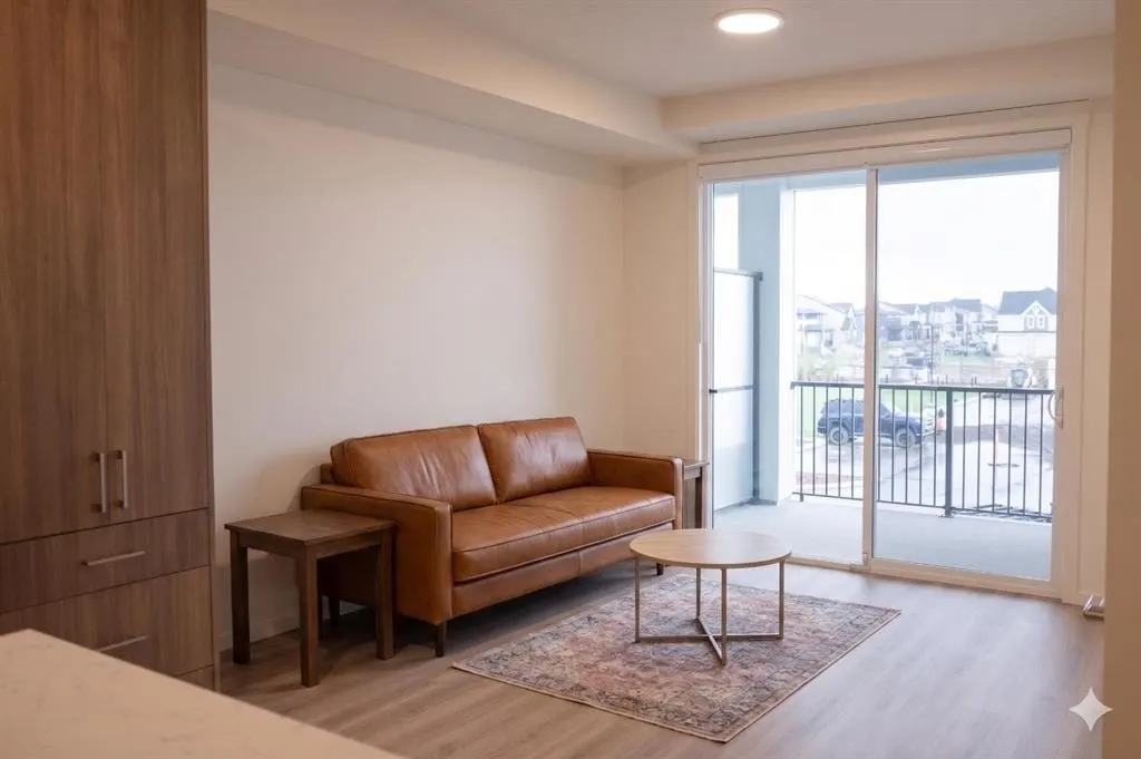 47 Creekview Gardens Gardens SW #1212