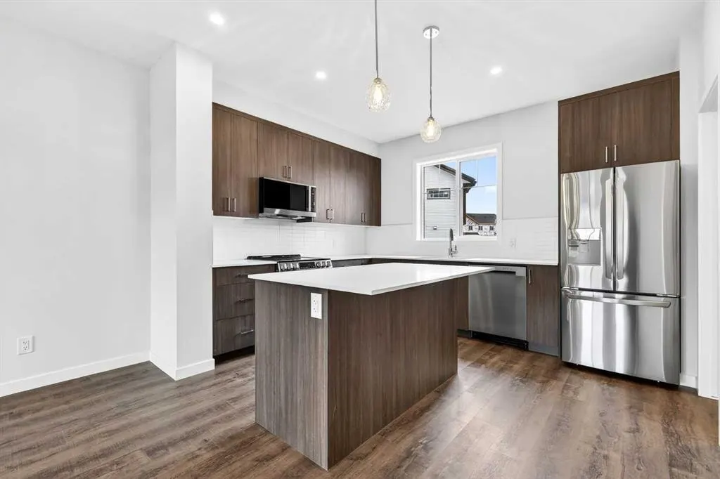 10 Hotchkiss Parade SE