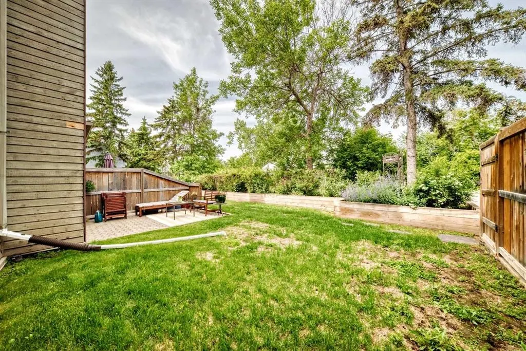 2218 30 Street SW #101