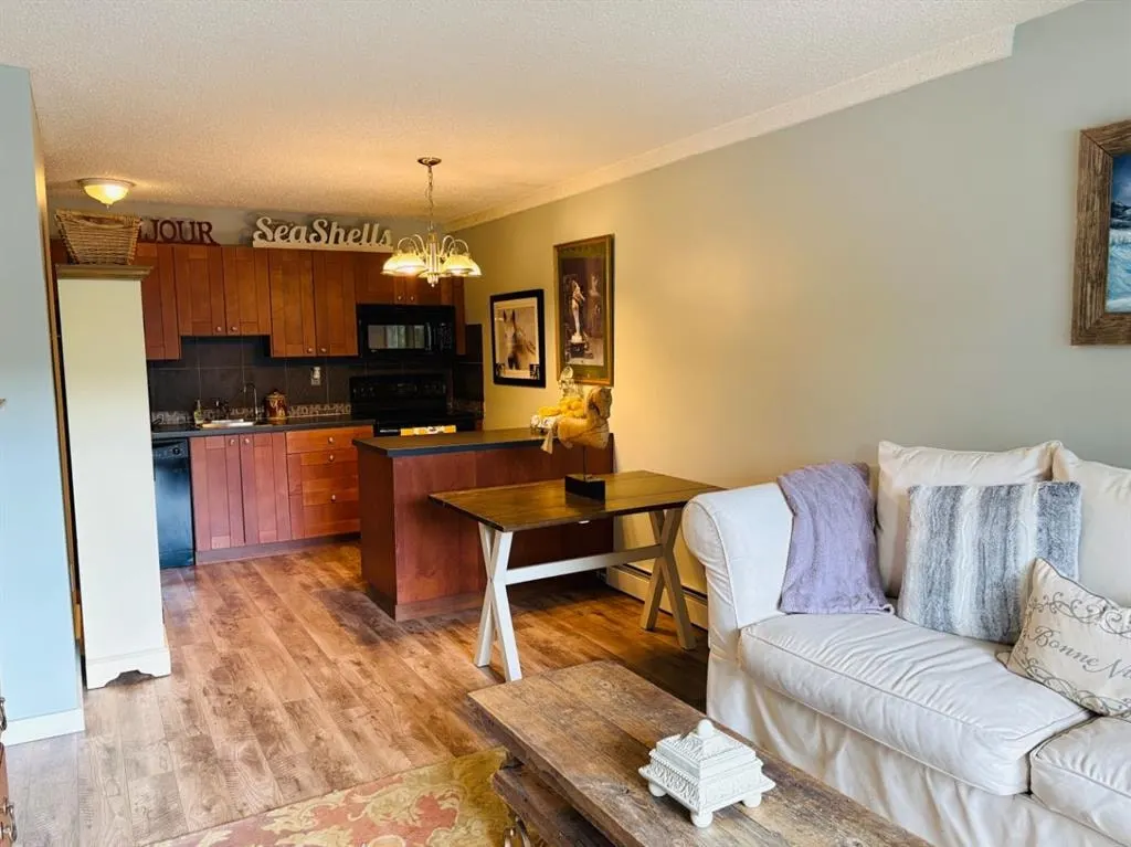 2010 11 Avenue SW #201