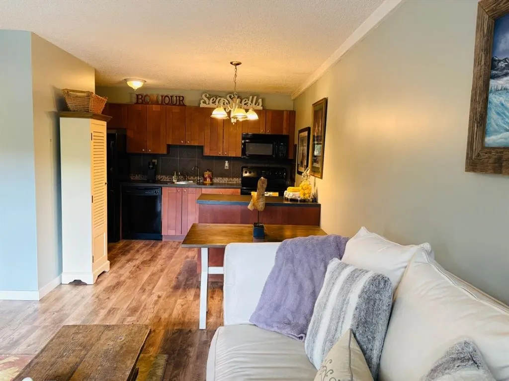 2010 11 Avenue SW #201