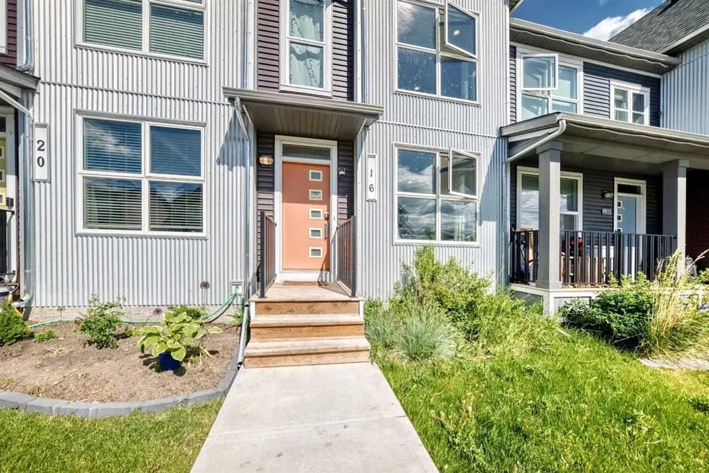 16 Carringvue Way NW