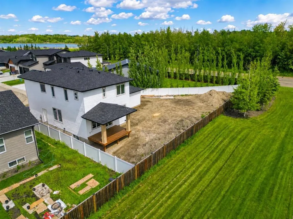 14 Napoleon Meadows Way