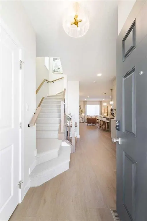 2138 Cobblebrook Crescent SW