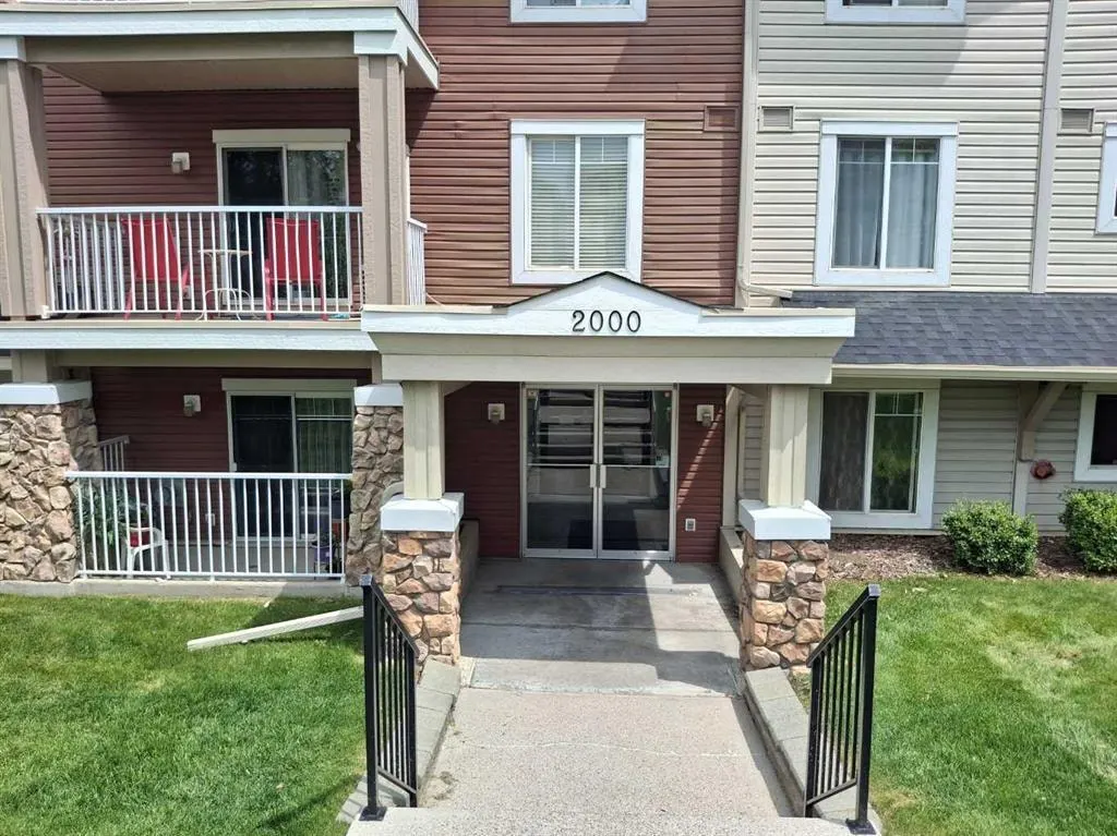 70 Panamount Drive NW #2201