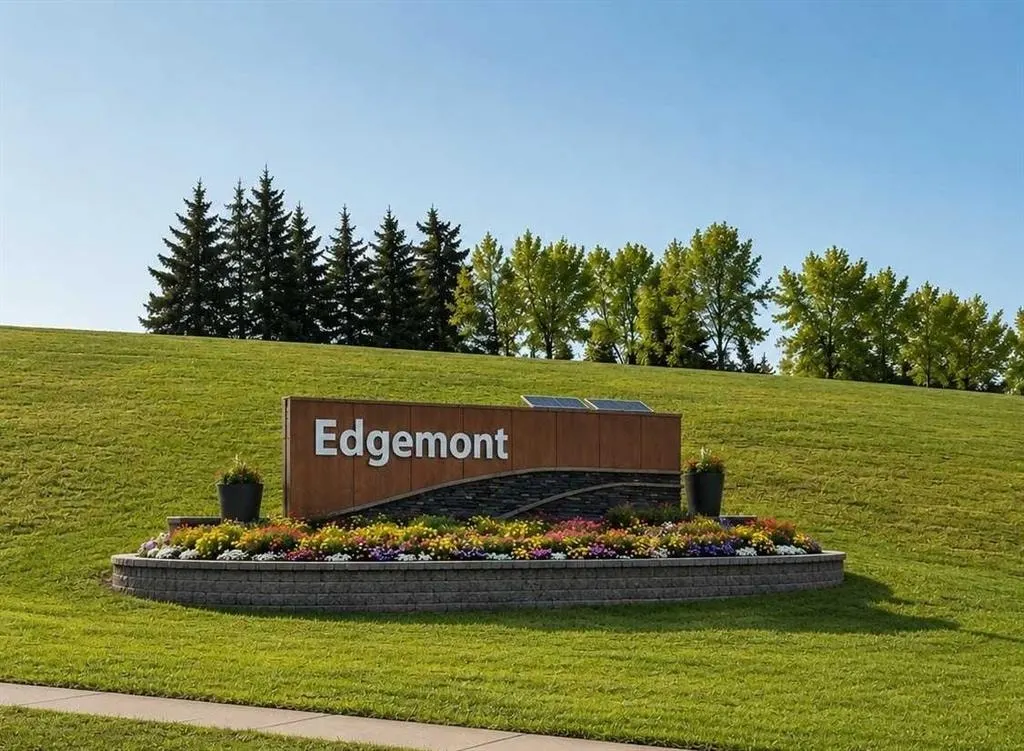 26 Edgewood Drive NW