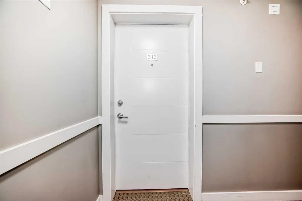 20 sage hill Terrace NW #313