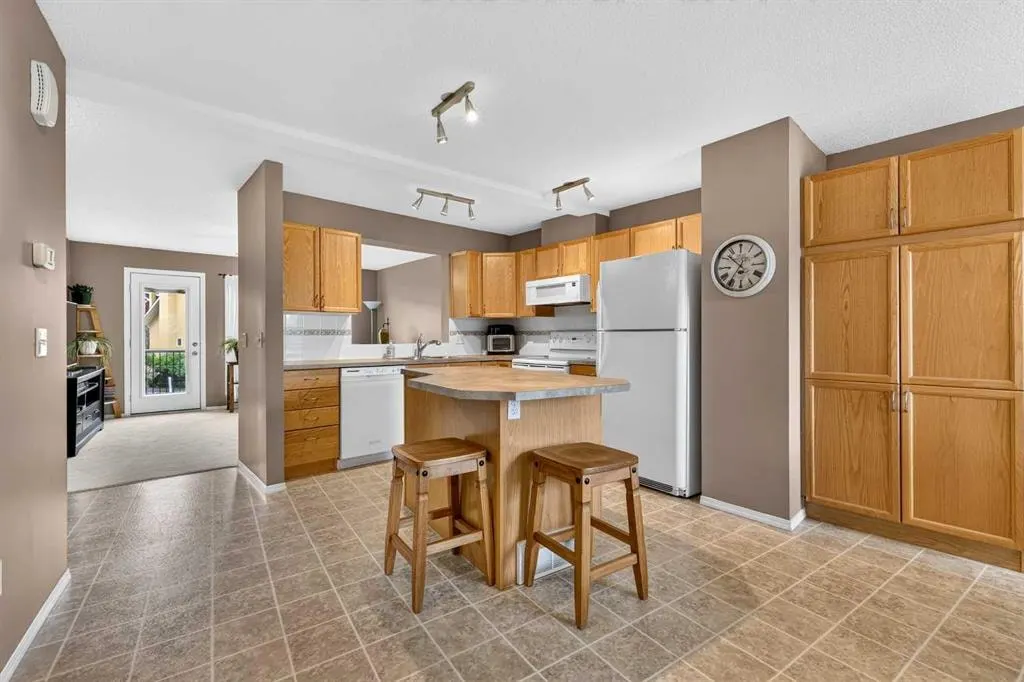 7 Westland Road #42