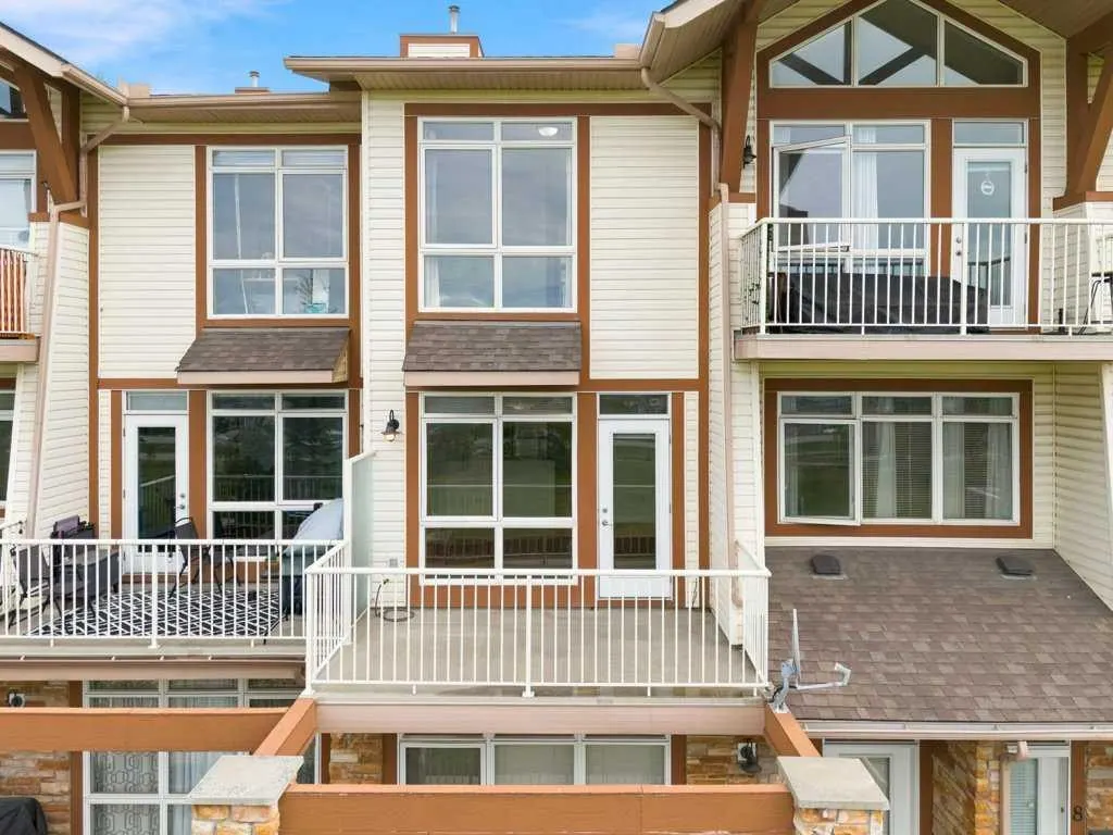 133 Rockyledge View NW #11