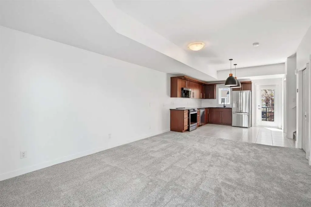 122 west springs Road SW