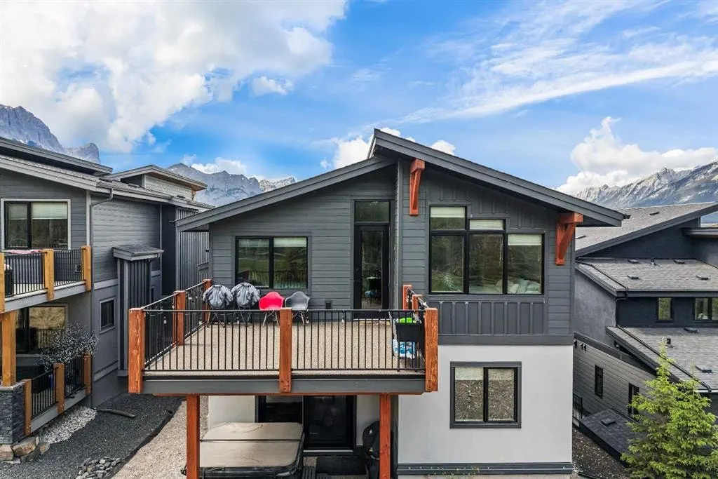 232 Stewart Creek Rise