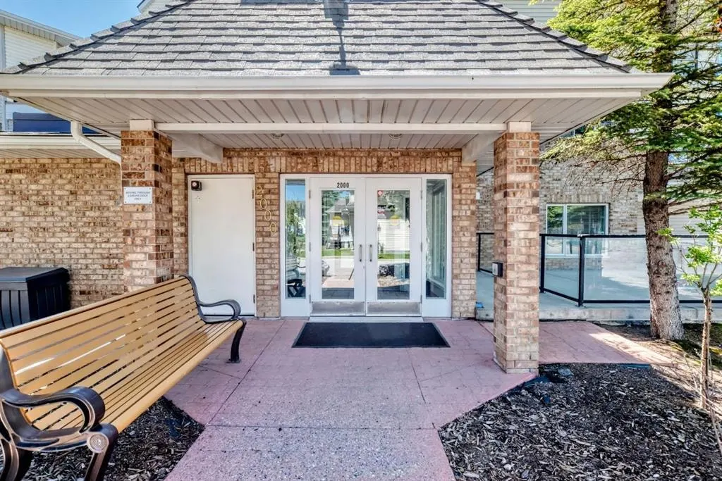 950 Arbour Lake Road NW #2219