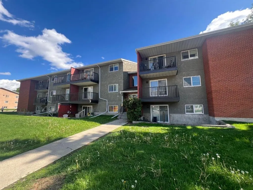 35 Bennett Street #207