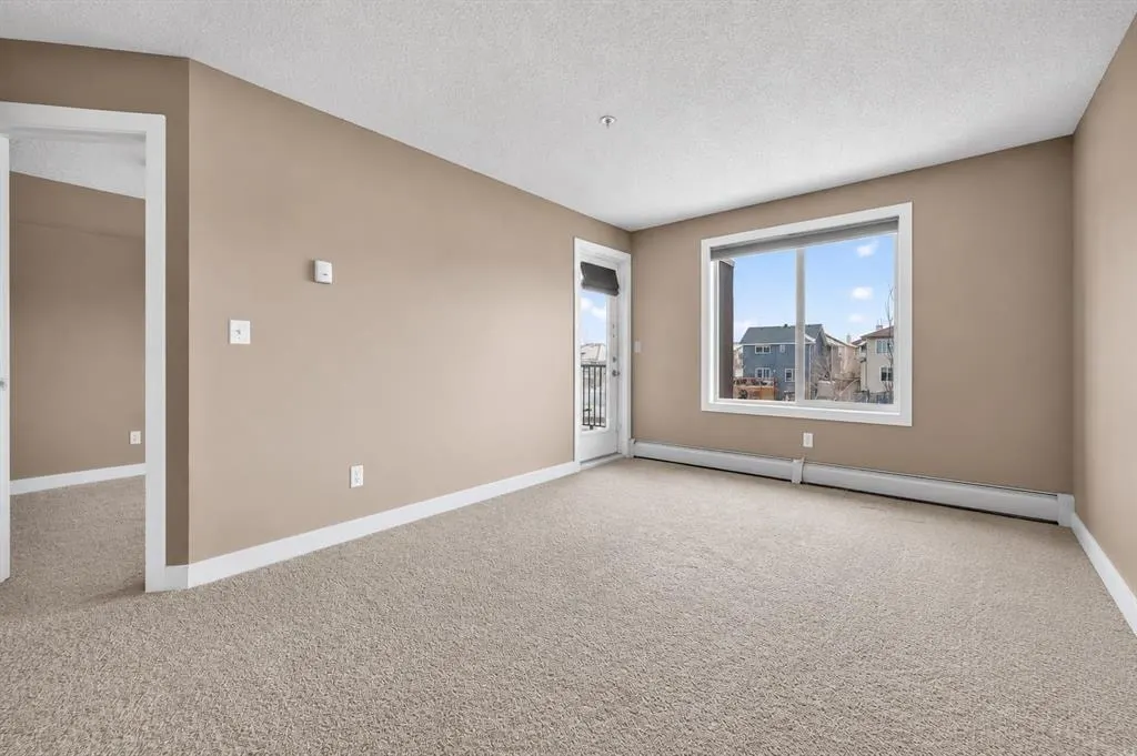 403 Mackenzie Way SW #4317