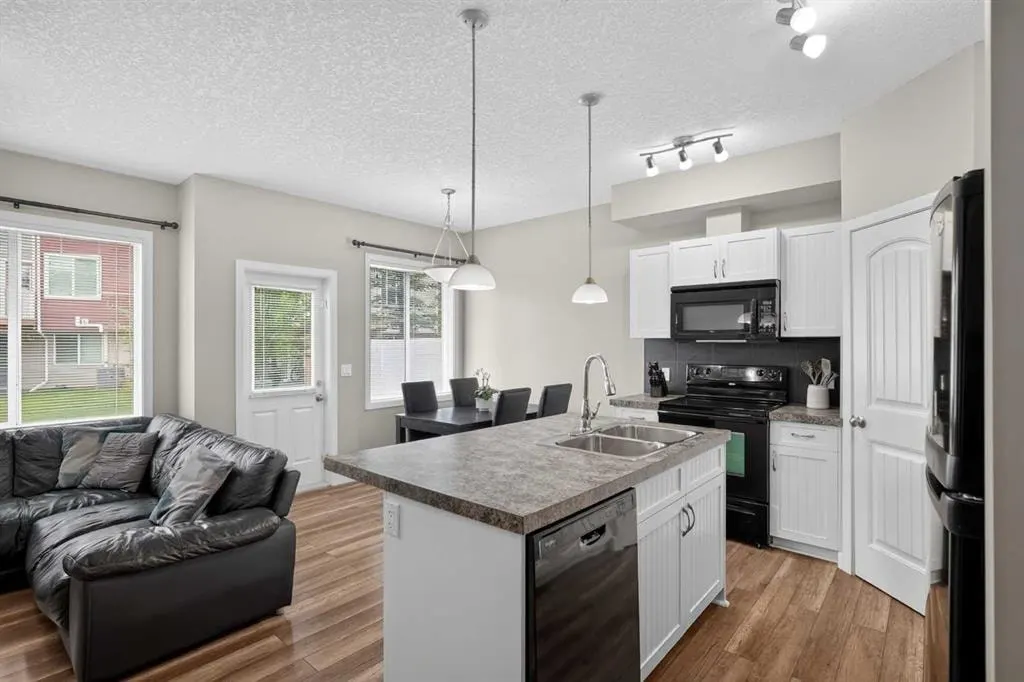 29 Sage Hill Common NW