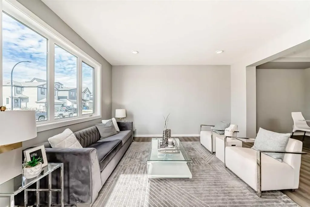 58 Sora Gardens SE