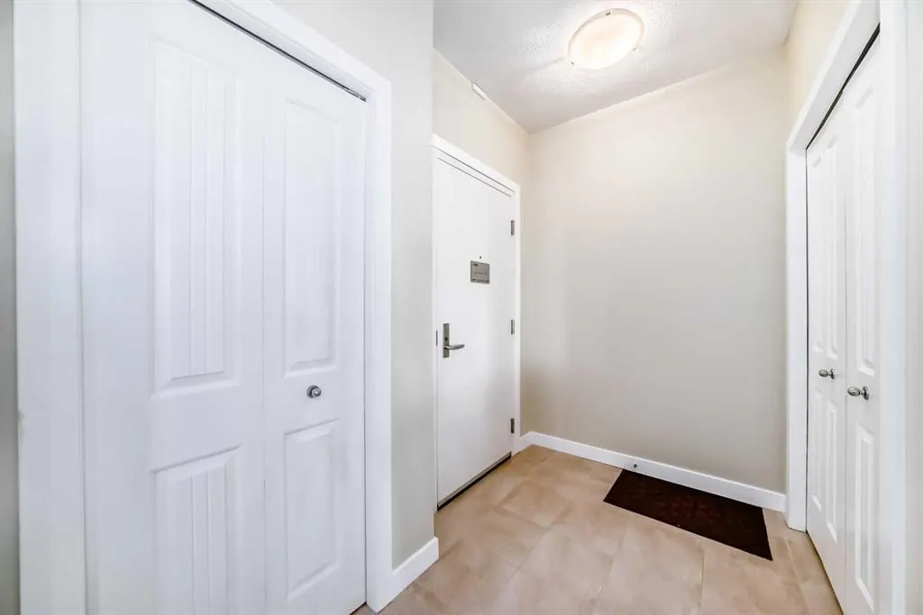 1005A Westmount Drive #115