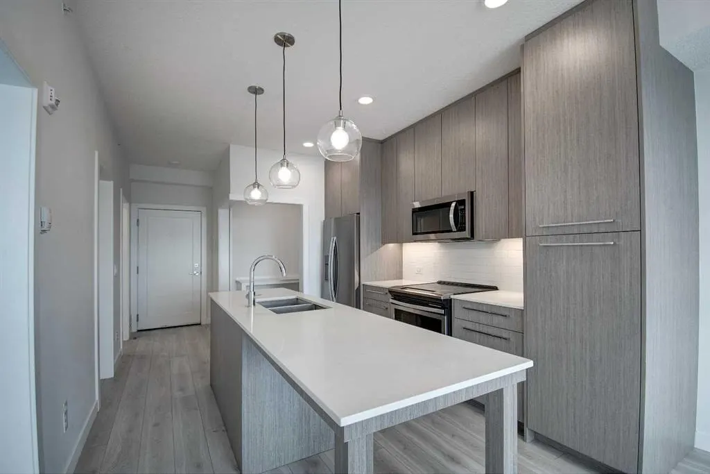 76 Cornerstone Passage NE #2320