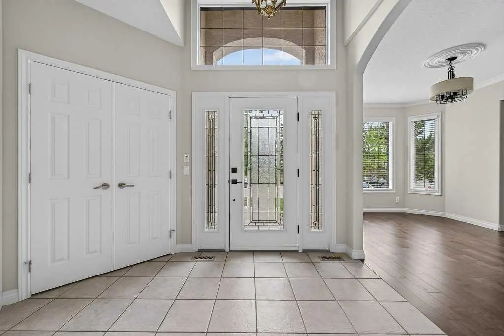 52 Sandstone Ridge Crescent
